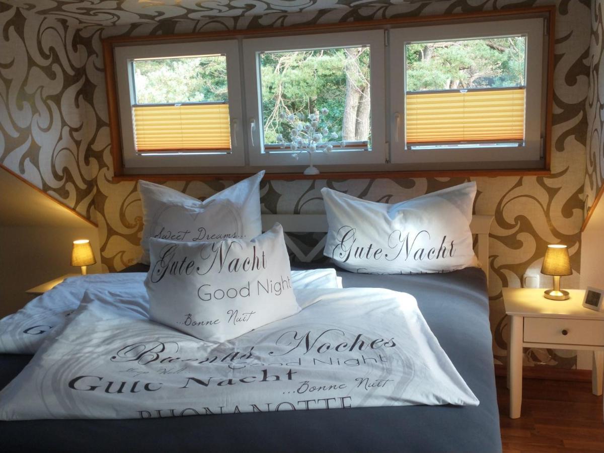 Villa Zu Haus In Der Ferne Baabe Esterno foto